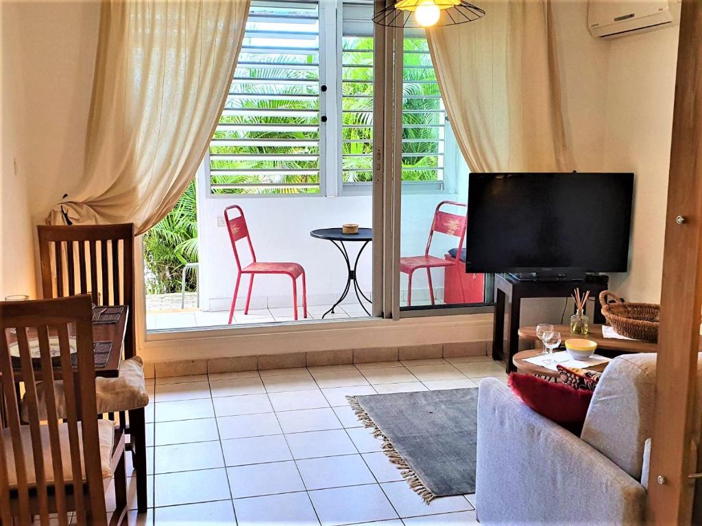 Soleil bright holiday apartment in Reunion Island
